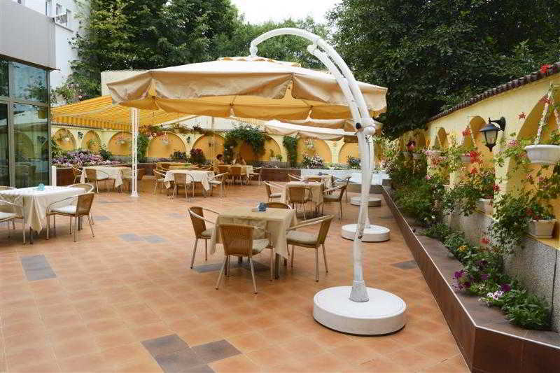 Bistra & Galina Hotel รูเซ ภายนอก รูปภาพ