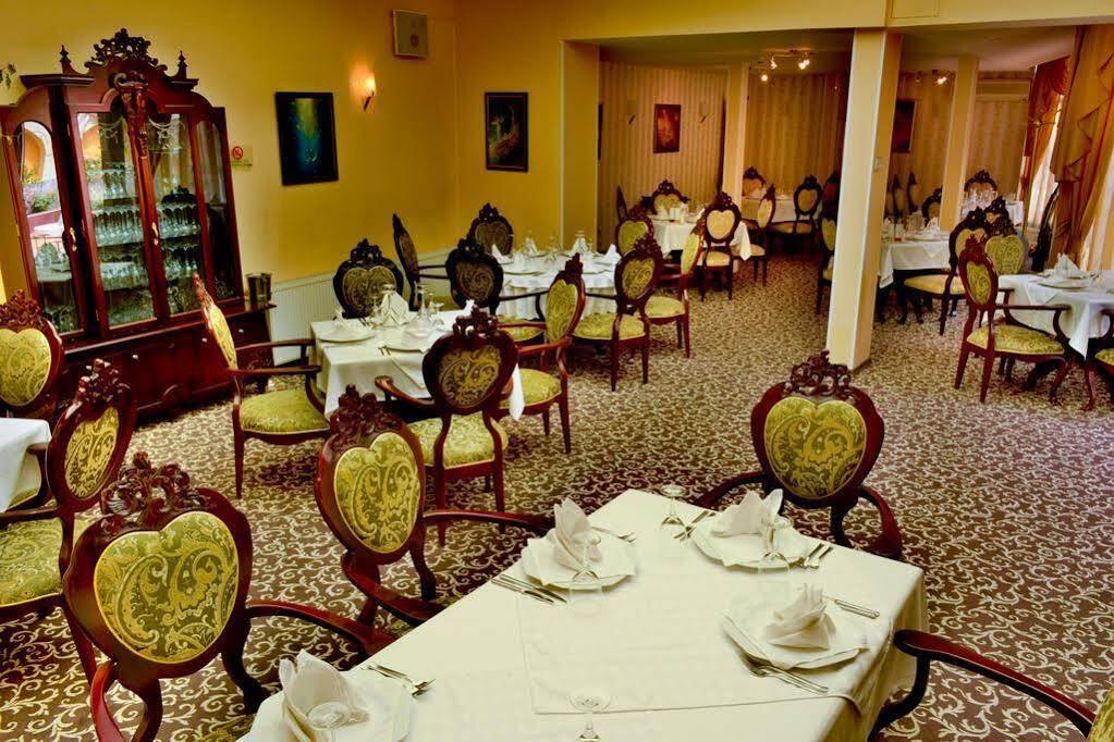 Bistra & Galina Hotel รูเซ ภายนอก รูปภาพ